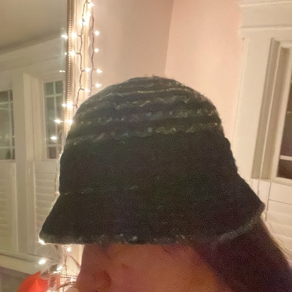 Jessica Simpson Bucket Hat - Picture 5 of 9